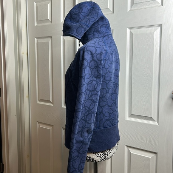 Lululemon Scuba Dark Blue Circle Jacket No Size Tag READ - Picture 4 of 8